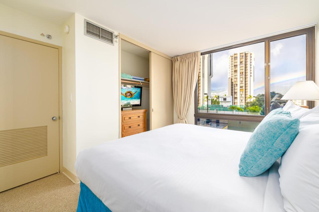 Great Diamond Head Views, 2Br Condo With Free Parking! Гонолулу Экстерьер фото